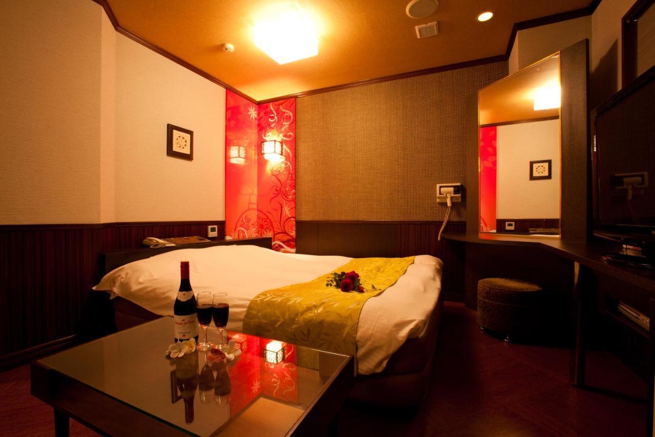 Hotel Luna (Adults Only) Токіо Екстер'єр фото