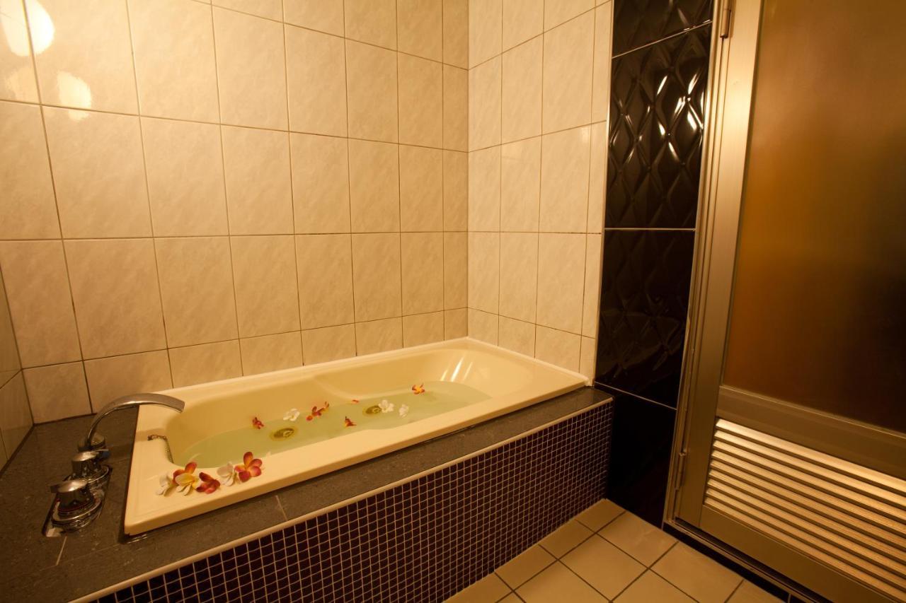 Hotel Luna (Adults Only) Токіо Екстер'єр фото