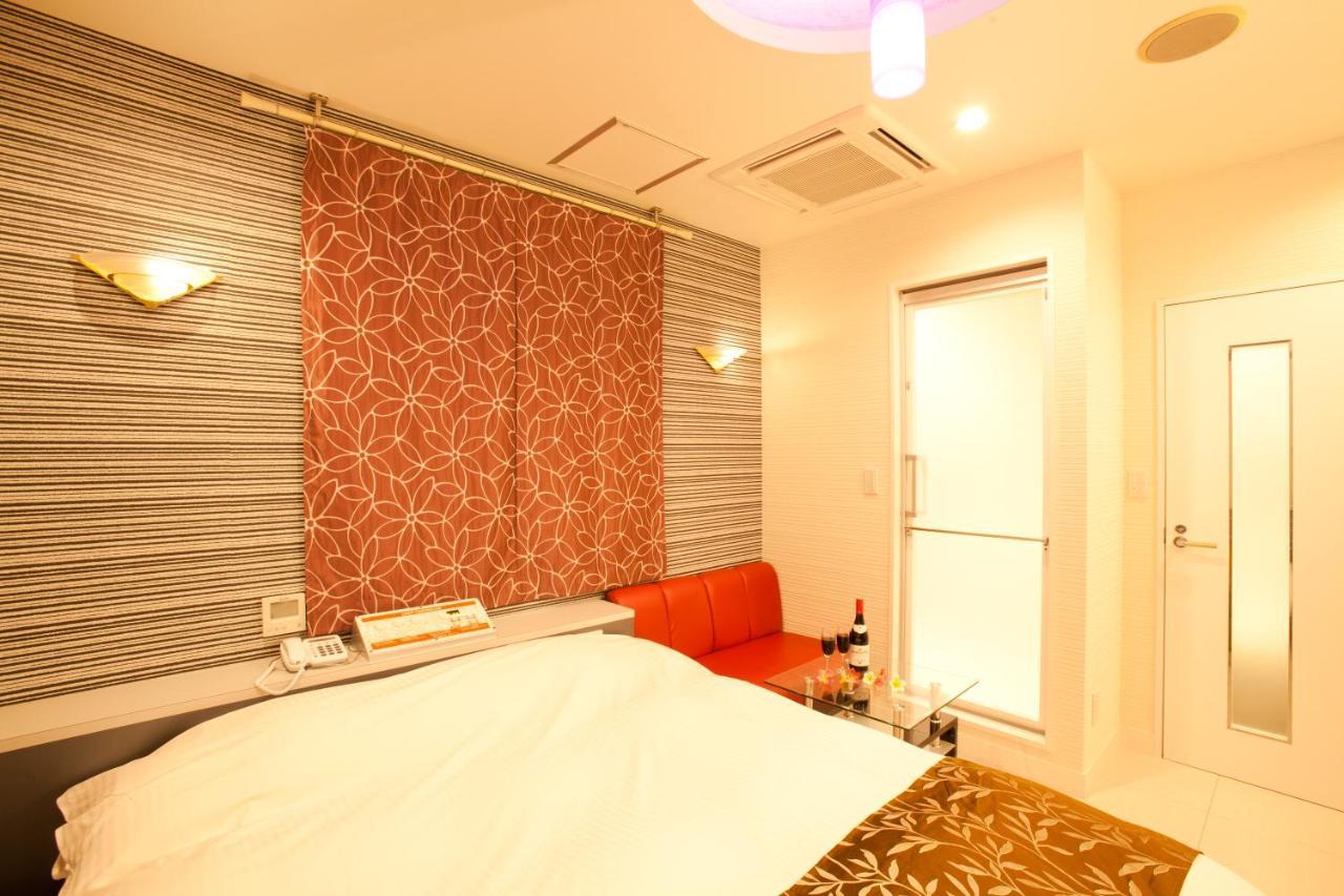 Hotel Luna (Adults Only) Токіо Екстер'єр фото